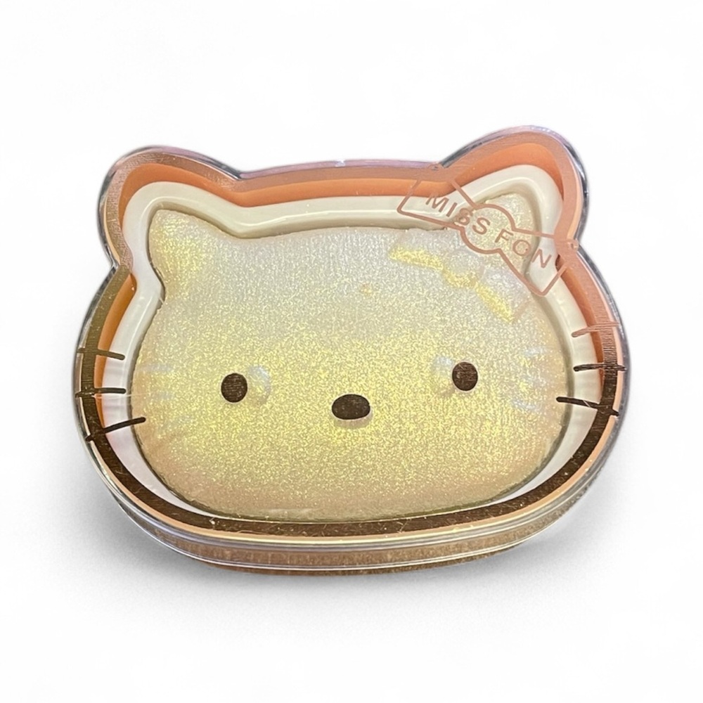 Miss Fon Cat-Shaped makeup highlighter in accessory case